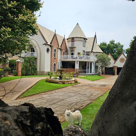 Castle Home Centurion Kültér fotó